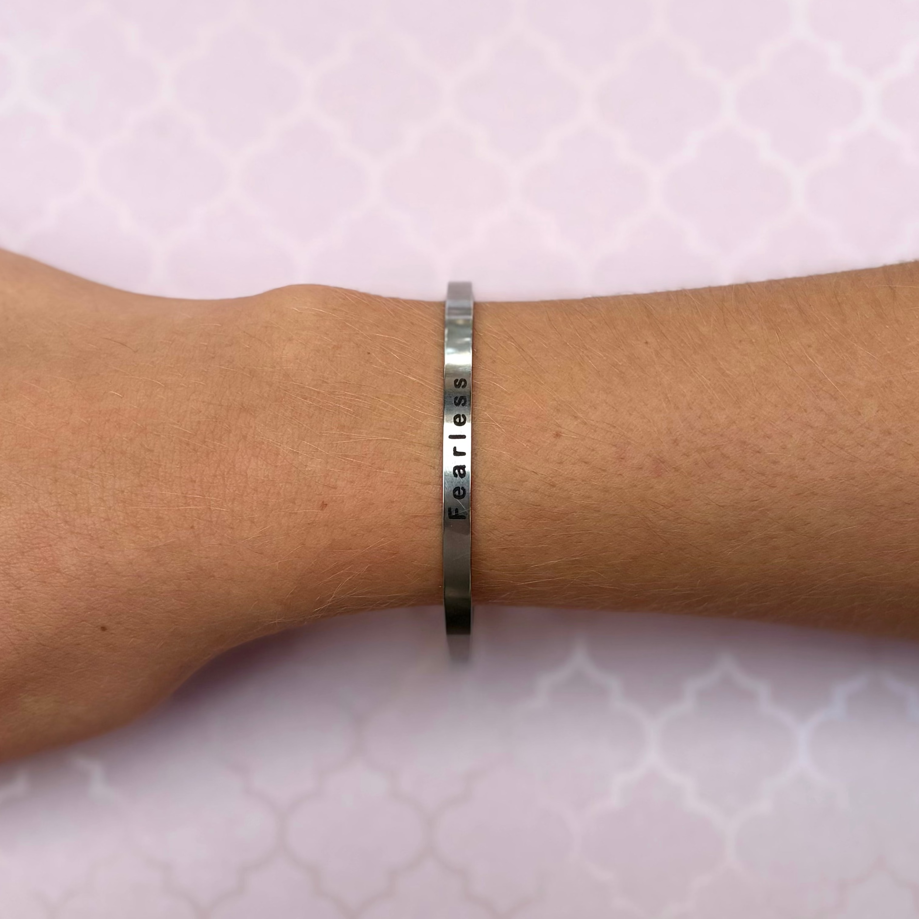 Bracelet jonc "FEARLESS"